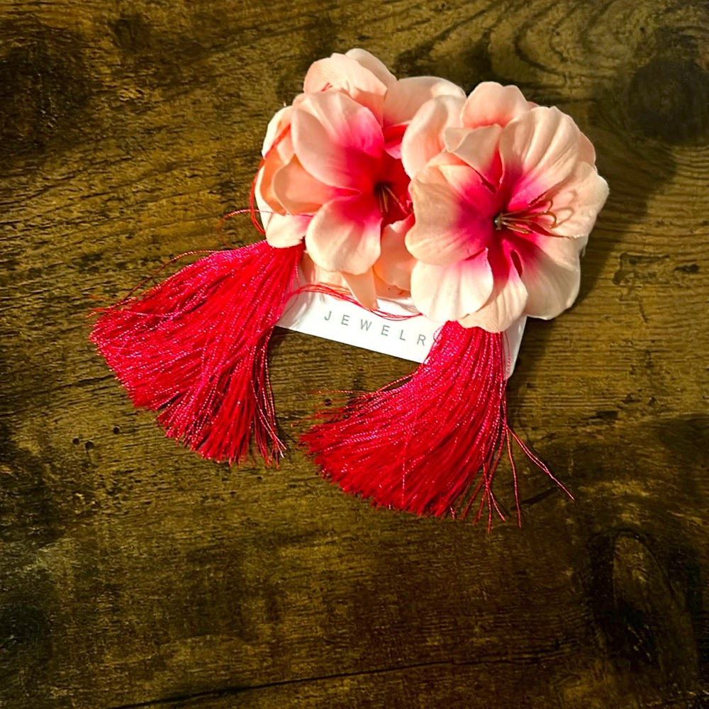Hibiscus earrings